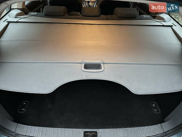 Синий Форд Фокус, объемом двигателя 1.6 л и пробегом 243 тыс. км за 5950 $, фото 32 на Automoto.ua