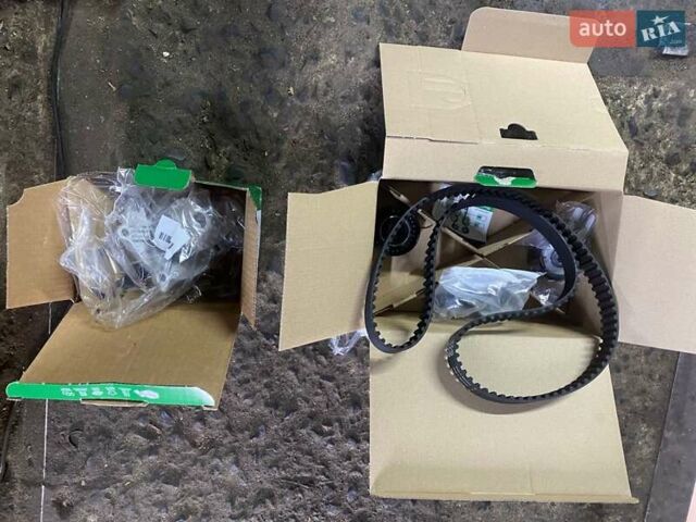 Синий Форд Фокус, объемом двигателя 1.56 л и пробегом 252 тыс. км за 5300 $, фото 17 на Automoto.ua