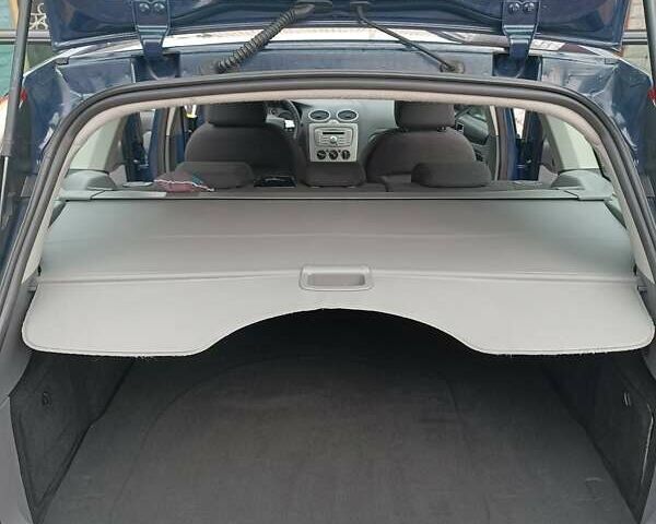 Синій Форд Фокус, об'ємом двигуна 1.6 л та пробігом 201 тис. км за 5950 $, фото 5 на Automoto.ua