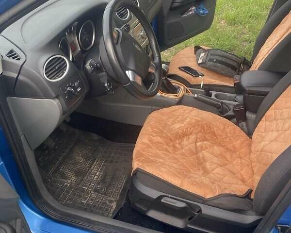 Синий Форд Фокус, объемом двигателя 1.6 л и пробегом 217 тыс. км за 7000 $, фото 3 на Automoto.ua