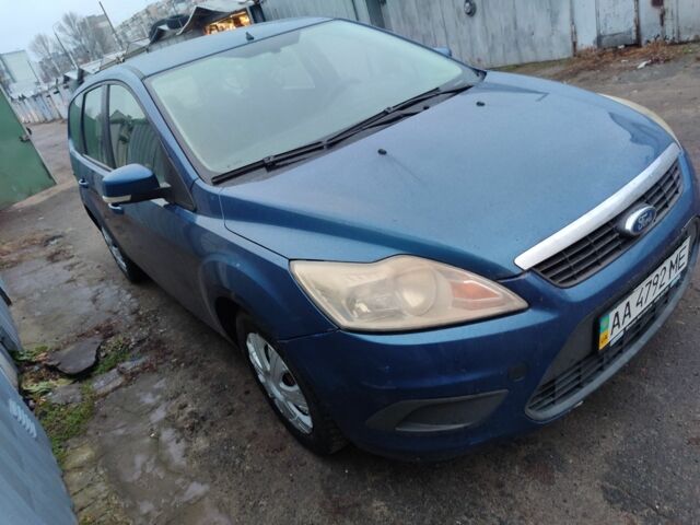 Синий Форд Фокус, объемом двигателя 1.6 л и пробегом 326 тыс. км за 4500 $, фото 1 на Automoto.ua
