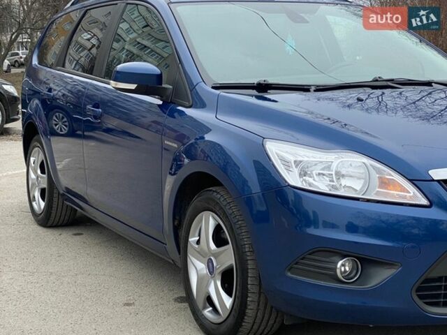 Синій Форд Фокус, об'ємом двигуна 1.6 л та пробігом 164 тис. км за 5500 $, фото 13 на Automoto.ua