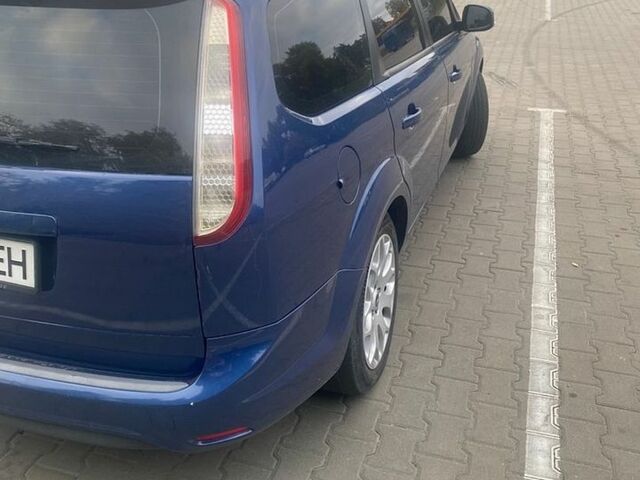 Синій Форд Фокус, об'ємом двигуна 1.6 л та пробігом 212 тис. км за 5100 $, фото 6 на Automoto.ua