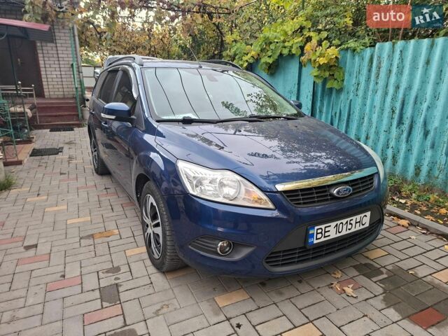 Синій Форд Фокус, об'ємом двигуна 1.75 л та пробігом 209 тис. км за 5600 $, фото 1 на Automoto.ua