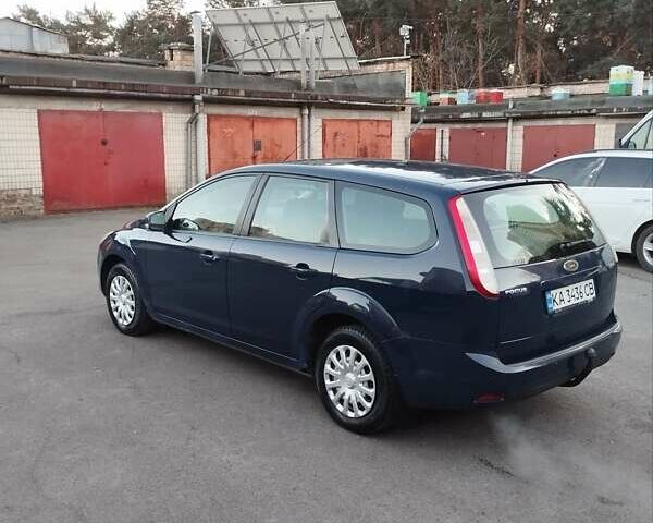 Синій Форд Фокус, об'ємом двигуна 1.6 л та пробігом 280 тис. км за 4800 $, фото 9 на Automoto.ua