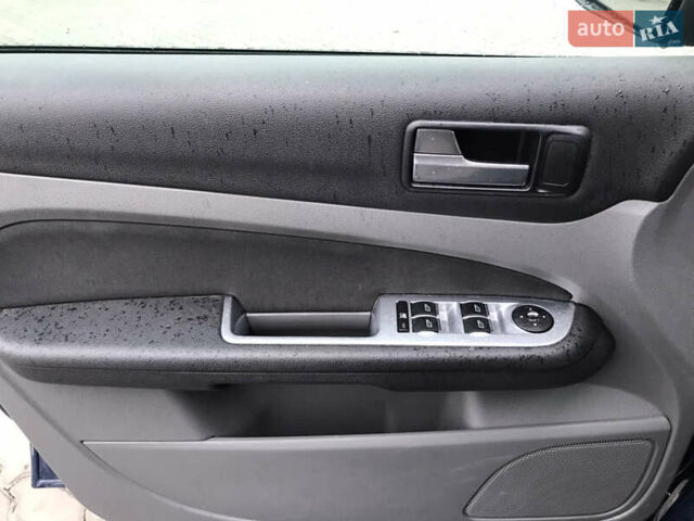 Синий Форд Фокус, объемом двигателя 1.6 л и пробегом 202 тыс. км за 5950 $, фото 10 на Automoto.ua