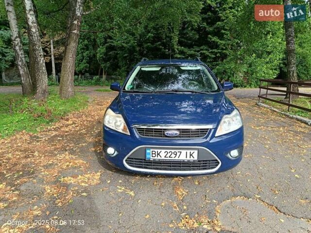 Синий Форд Фокус, объемом двигателя 1.6 л и пробегом 274 тыс. км за 4900 $, фото 4 на Automoto.ua
