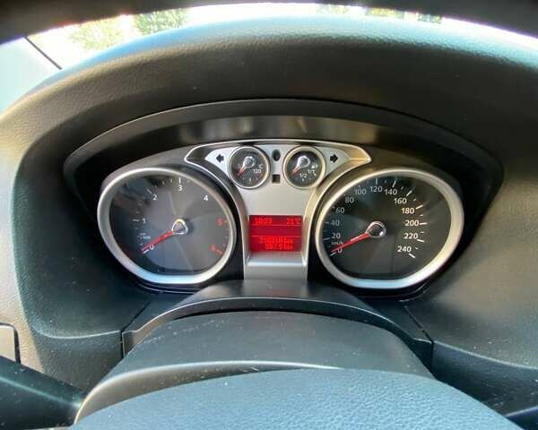 Синий Форд Фокус, объемом двигателя 2 л и пробегом 220 тыс. км за 6000 $, фото 7 на Automoto.ua