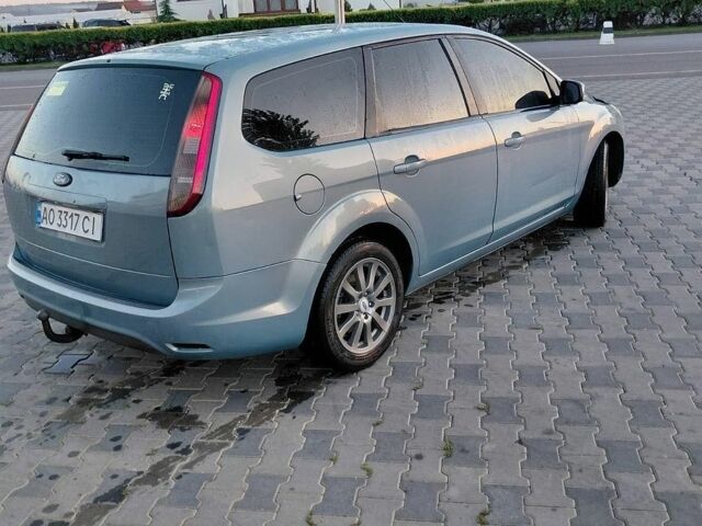 Синій Форд Фокус, об'ємом двигуна 2 л та пробігом 231 тис. км за 4300 $, фото 2 на Automoto.ua