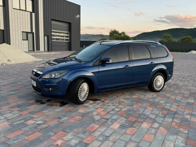 Синій Форд Фокус, об'ємом двигуна 1.6 л та пробігом 254 тис. км за 4500 $, фото 16 на Automoto.ua