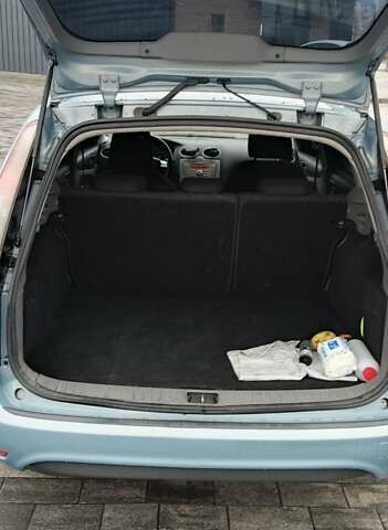 Синий Форд Фокус, объемом двигателя 1.56 л и пробегом 252 тыс. км за 5300 $, фото 8 на Automoto.ua