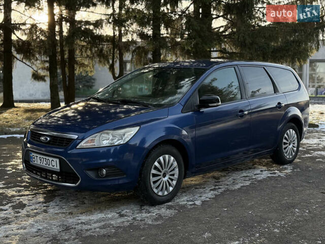 Синій Форд Фокус, об'ємом двигуна 1.6 л та пробігом 200 тис. км за 4499 $, фото 3 на Automoto.ua