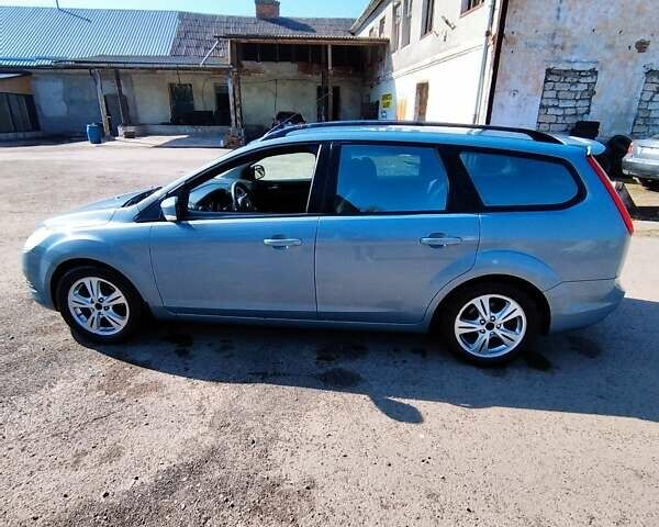 Синій Форд Фокус, об'ємом двигуна 1.6 л та пробігом 284 тис. км за 4700 $, фото 2 на Automoto.ua