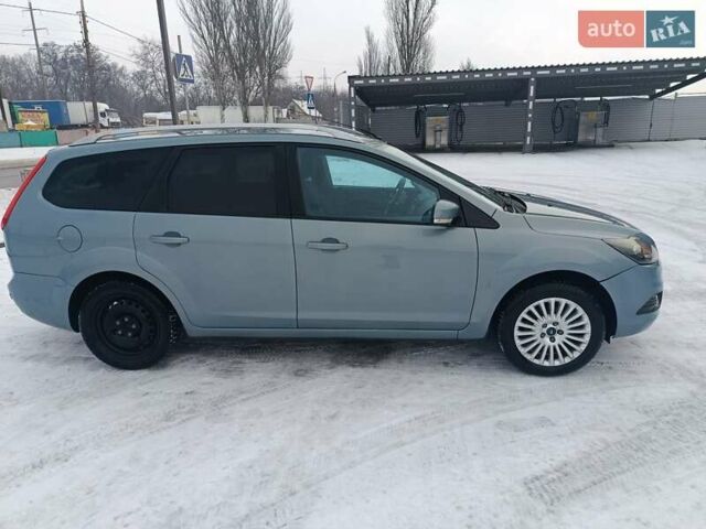 Синій Форд Фокус, об'ємом двигуна 1.6 л та пробігом 204 тис. км за 5500 $, фото 2 на Automoto.ua