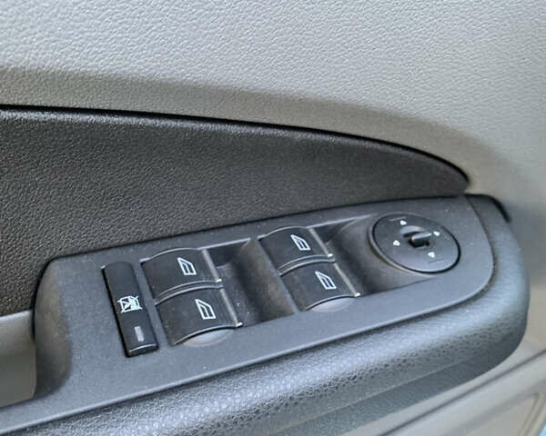 Синій Форд Фокус, об'ємом двигуна 1.6 л та пробігом 185 тис. км за 6300 $, фото 8 на Automoto.ua