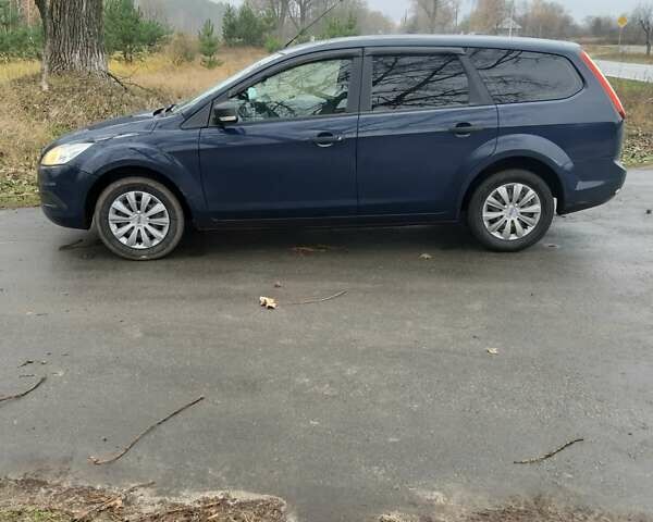 Синій Форд Фокус, об'ємом двигуна 1.6 л та пробігом 350 тис. км за 5300 $, фото 4 на Automoto.ua
