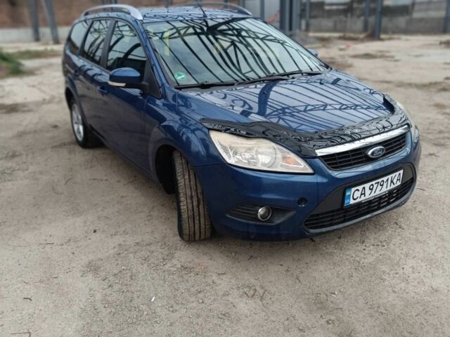 Синій Форд Фокус, об'ємом двигуна 2 л та пробігом 256 тис. км за 5800 $, фото 2 на Automoto.ua