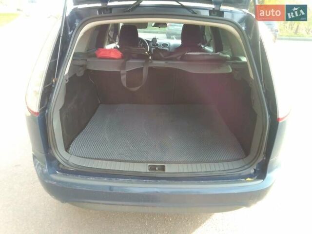 Синий Форд Фокус, объемом двигателя 1.56 л и пробегом 232 тыс. км за 5499 $, фото 9 на Automoto.ua