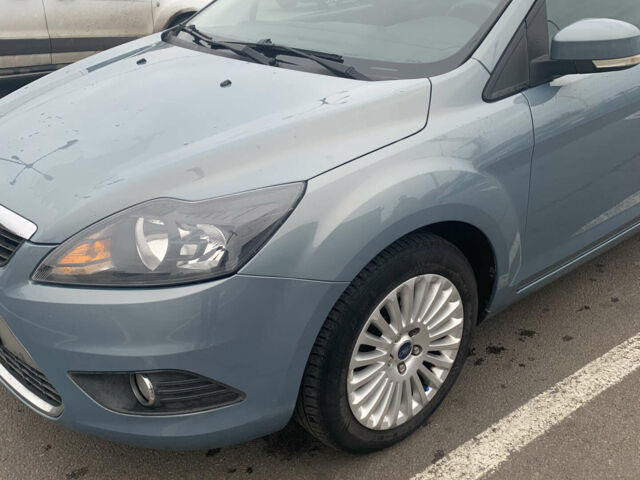Синій Форд Фокус, об'ємом двигуна 1.6 л та пробігом 249 тис. км за 6000 $, фото 21 на Automoto.ua