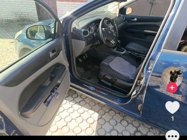 Синій Форд Фокус, об'ємом двигуна 2 л та пробігом 214 тис. км за 5000 $, фото 2 на Automoto.ua