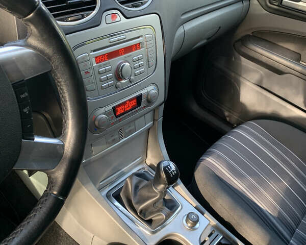 Синій Форд Фокус, об'ємом двигуна 1.6 л та пробігом 185 тис. км за 6300 $, фото 16 на Automoto.ua