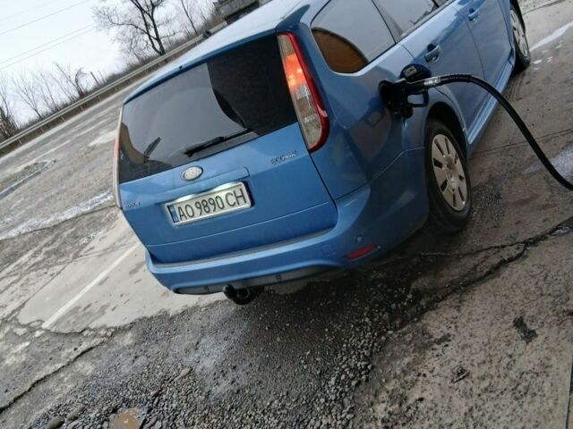 Синій Форд Фокус, об'ємом двигуна 1.6 л та пробігом 376 тис. км за 5200 $, фото 4 на Automoto.ua