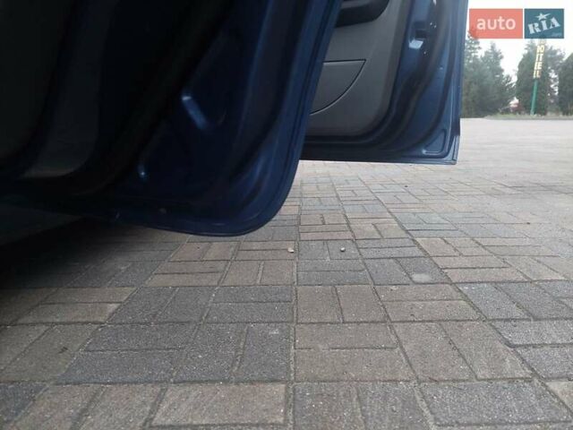 Синий Форд Фокус, объемом двигателя 1.6 л и пробегом 215 тыс. км за 6350 $, фото 16 на Automoto.ua