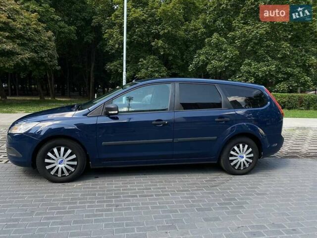 Синий Форд Фокус, объемом двигателя 1.6 л и пробегом 252 тыс. км за 5500 $, фото 3 на Automoto.ua