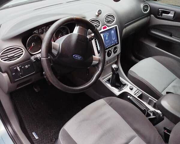Синій Форд Фокус, об'ємом двигуна 1.56 л та пробігом 300 тис. км за 5400 $, фото 12 на Automoto.ua