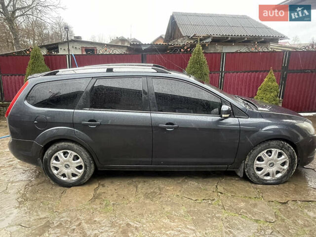 Синий Форд Фокус, объемом двигателя 1.6 л и пробегом 318 тыс. км за 5150 $, фото 2 на Automoto.ua