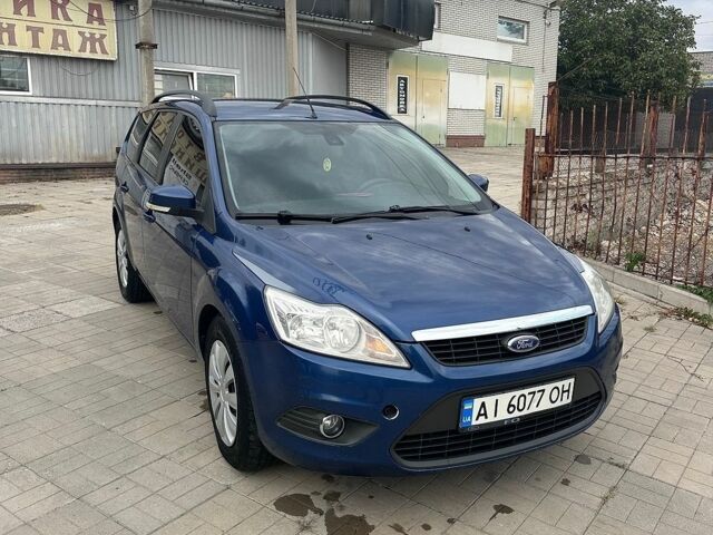 Синий Форд Фокус, объемом двигателя 1.8 л и пробегом 228 тыс. км за 4800 $, фото 1 на Automoto.ua