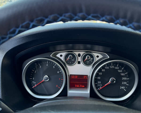 Синий Форд Фокус, объемом двигателя 1.8 л и пробегом 282 тыс. км за 4100 $, фото 23 на Automoto.ua