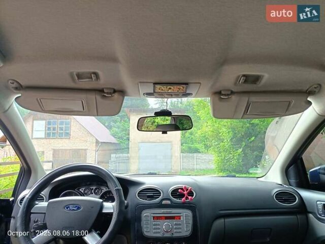 Синий Форд Фокус, объемом двигателя 1.6 л и пробегом 274 тыс. км за 4900 $, фото 16 на Automoto.ua