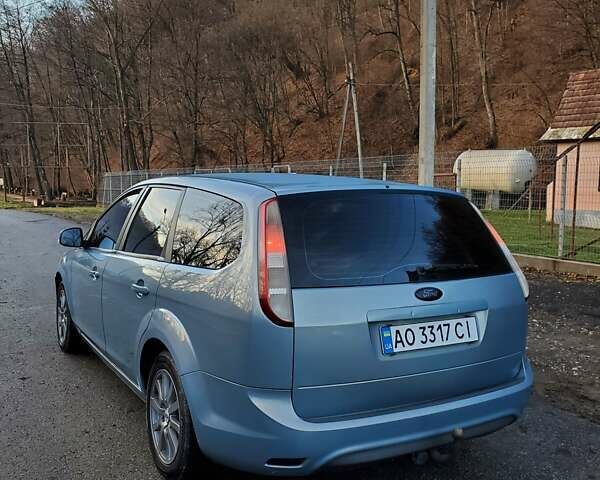 Синій Форд Фокус, об'ємом двигуна 2 л та пробігом 216 тис. км за 4950 $, фото 4 на Automoto.ua