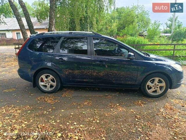 Синий Форд Фокус, объемом двигателя 1.6 л и пробегом 274 тыс. км за 4900 $, фото 10 на Automoto.ua