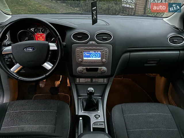 Синий Форд Фокус, объемом двигателя 1.6 л и пробегом 243 тыс. км за 5950 $, фото 20 на Automoto.ua