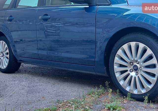 Синий Форд Фокус, объемом двигателя 1.6 л и пробегом 218 тыс. км за 6450 $, фото 13 на Automoto.ua