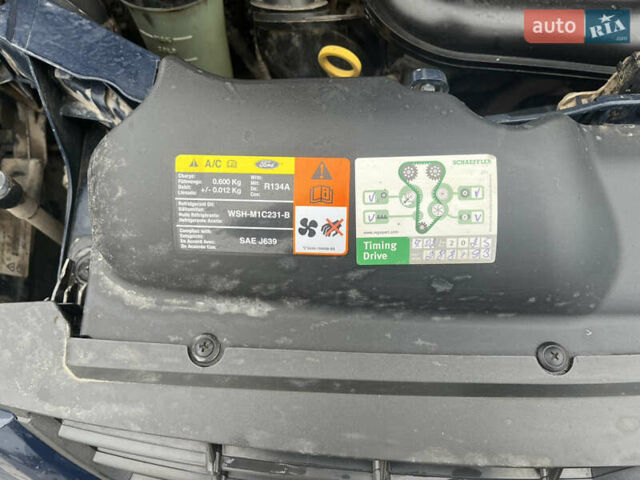 Синій Форд Фокус, об'ємом двигуна 1.6 л та пробігом 301 тис. км за 3850 $, фото 24 на Automoto.ua