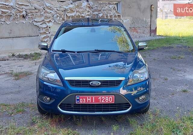 Синий Форд Фокус, объемом двигателя 1.6 л и пробегом 218 тыс. км за 6450 $, фото 6 на Automoto.ua