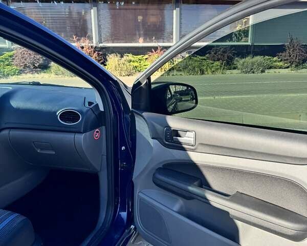 Форд Фокус 2008 в Киеве на Automoto.ua Синий Форд Фокус, объемом двигателя 1.6 л и пробегом 278 тыс. км за 4500 $, фото 10 на Automoto.ua