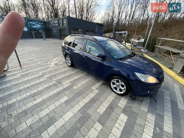 Синий Форд Фокус, объемом двигателя 1.6 л и пробегом 322 тыс. км за 4800 $, фото 1 на Automoto.ua