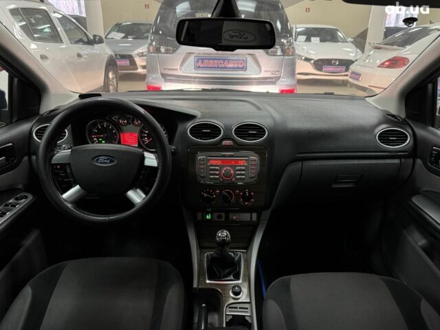 Синий Форд Фокус, объемом двигателя 0 л и пробегом 171 тыс. км за 6300 $, фото 8 на Automoto.ua