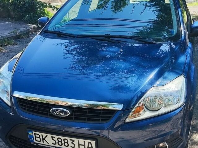 Синий Форд Фокус, объемом двигателя 1.6 л и пробегом 246 тыс. км за 5800 $, фото 3 на Automoto.ua