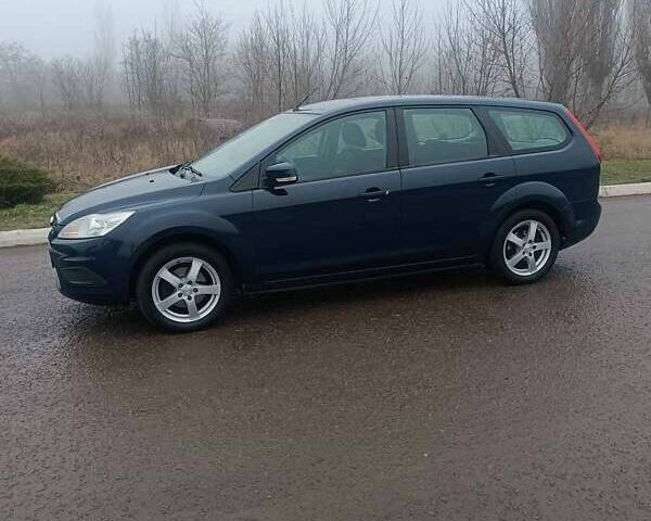 Синій Форд Фокус, об'ємом двигуна 1.6 л та пробігом 201 тис. км за 5950 $, фото 1 на Automoto.ua