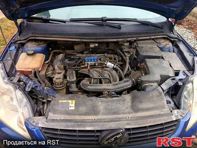 Форд Фокус 2008 у Снятине на Automoto.ua Синій Форд Фокус, об'ємом двигуна 1.6 л та пробігом 297 тис. км за 4450 $, фото 8 на Automoto.ua