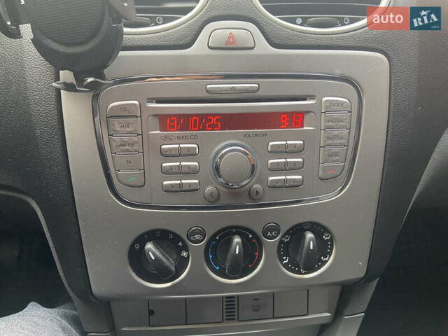 Форд Фокус 2008 в Киеве на Automoto.ua Синий Форд Фокус, объемом двигателя 1.6 л и пробегом 229 тыс. км за 5300 $, фото 18 на Automoto.ua