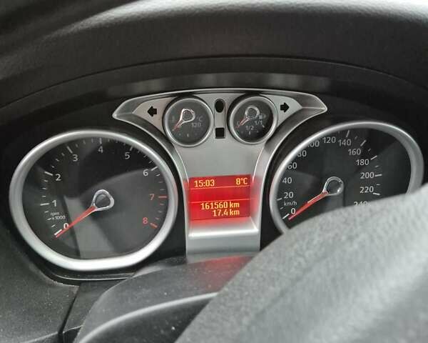 Синій Форд Фокус, об'ємом двигуна 1.6 л та пробігом 160 тис. км за 6000 $, фото 11 на Automoto.ua