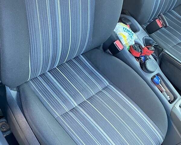 Форд Фокус 2008 в Виннице на Automoto.ua Синий Форд Фокус, объемом двигателя 2 л и пробегом 313 тыс. км за 4900 $, фото 12 на Automoto.ua