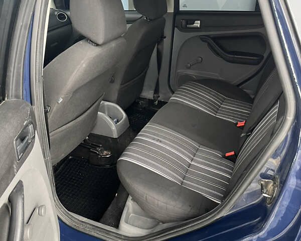 Форд Фокус 2008 в Черновцах на Automoto.ua Синий Форд Фокус, объемом двигателя 1.56 л и пробегом 390 тыс. км за 4700 $, фото 8 на Automoto.ua