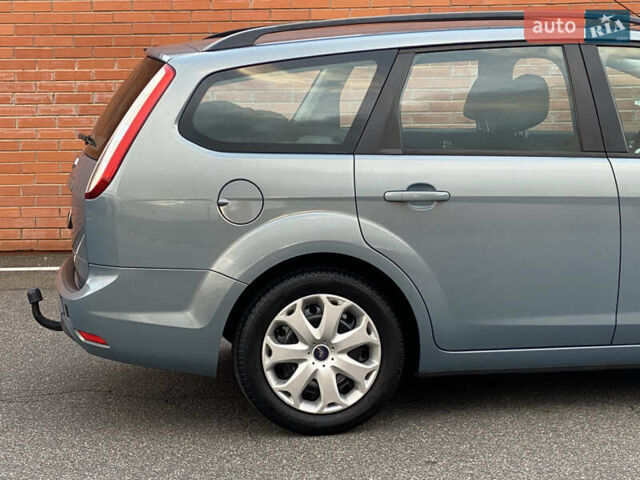 Синий Форд Фокус, объемом двигателя 1.6 л и пробегом 208 тыс. км за 5200 $, фото 16 на Automoto.ua